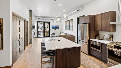 The Lupfer Grand Suite (8033)