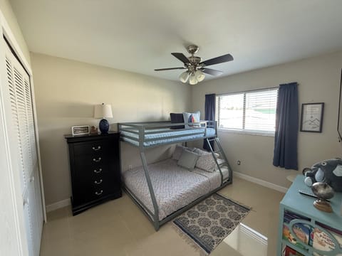 3 bedrooms, iron/ironing board, travel crib, WiFi