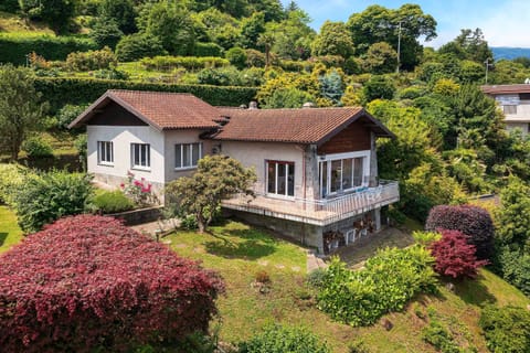 Casa Laura - Stresa, Lake Maggiore - by NORTHITALY VILLAS vacation rentals