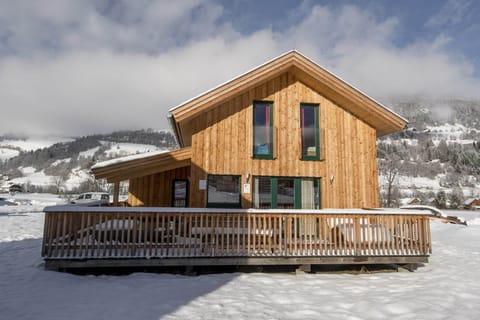Holiday Home Exterior [winter]