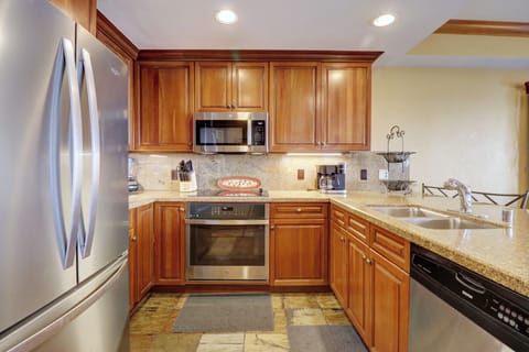 IMG_0519_20_21_22_23