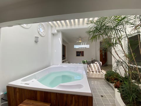 Indoor spa tub