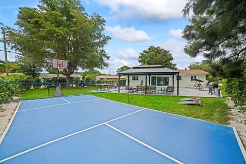 Sport court