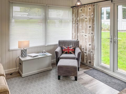 Sitting room | Pebbles - The Woodlands Roch, Roch, near Haverfordwest