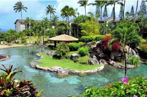 Hanalei Bay Resort is famous for its lagoon style pool