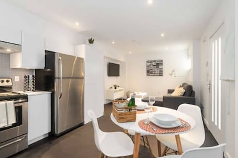 Dining area+Living room