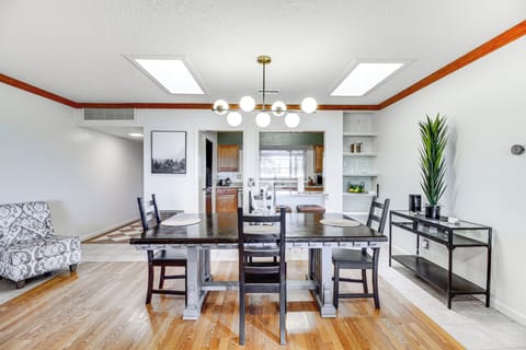 Dining Area | Free WiFi | Single-Story Unit