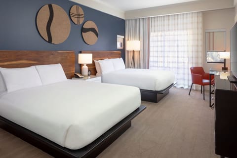 Unit with 2 Queen size beds