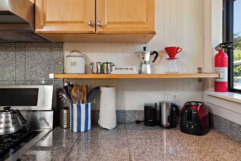 Your coffee, tea, and prepping-breakfast spot.