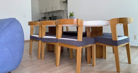 Watching your favorite movie in the middle of your vacation can be a unique and fun experience (3)