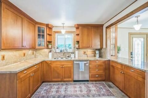 2402ddb8 2c65 4421 b88f 6b8a14829be8