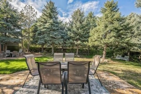 986df472 57f8 47bc b128 f5158d8a47d4