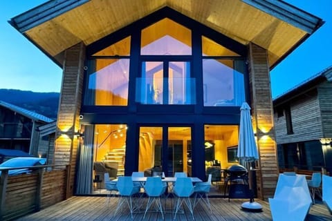 Holiday Home Exterior [winter]