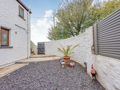 Exterior | The Granary - Mellaston Cottages, Hundleton, near Pembroke
