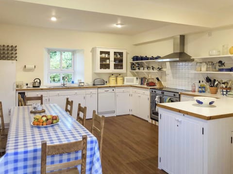 Kitchen/diner | Ledmore, Aros, Isle of Mull