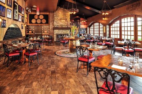 This amazing resort has many great amenities and fun activities for the whole family!