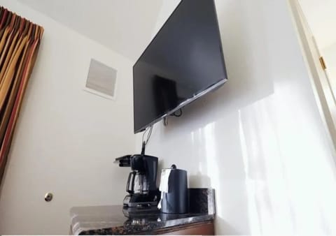 Room amenity. Exact unit will be assigned upon arrival. Views, colors, and decor may vary.