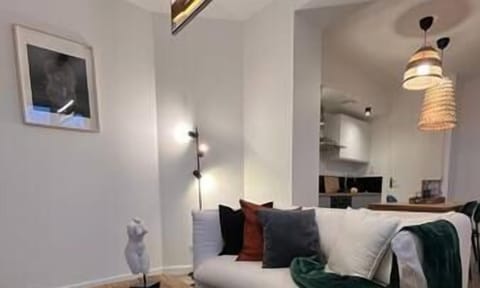 89bcb298 b594 4d45 bc28 9c6a40449d86