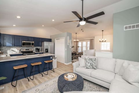 Sip morning coffee or grab a bite at the counter, with seating for 3