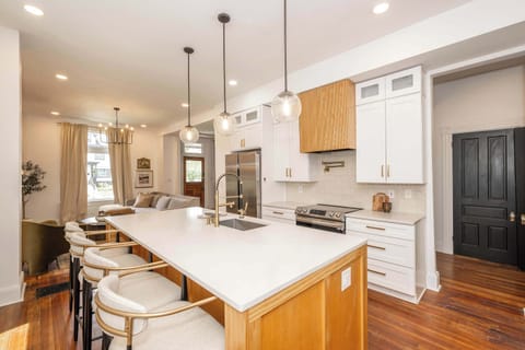 Enjoy ample space & every home comfort in the stylish open kitchen