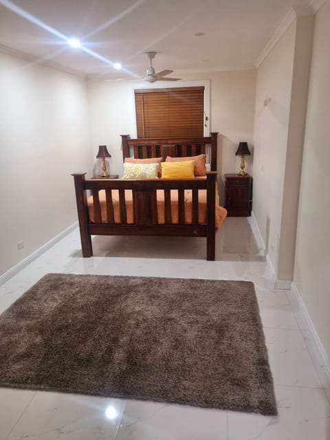 9 bedrooms, desk, iron/ironing board, travel crib