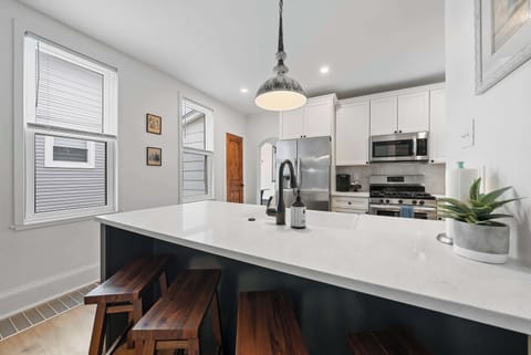 Sip morning coffee or grab a bite at the counter, with seating for 4