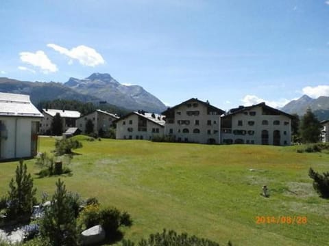 Balcony views of the mountains