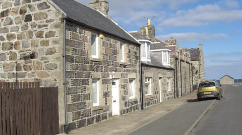 Front of Cottage looking to harbour