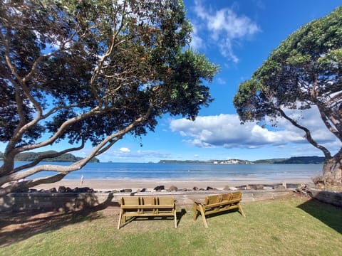 Sun loungers