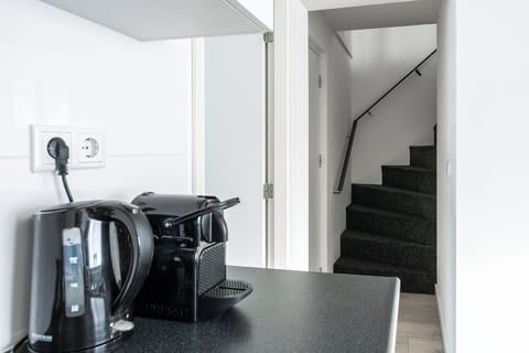 Stairway to second floor, and access to second bedroom
Bed and Coffee offers a cheap studio apartment in Eindhoven Center, as an attractive alternative to a Hotel Eindhoven.