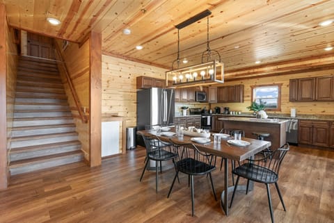 Fully equipped chef’s kitchen.