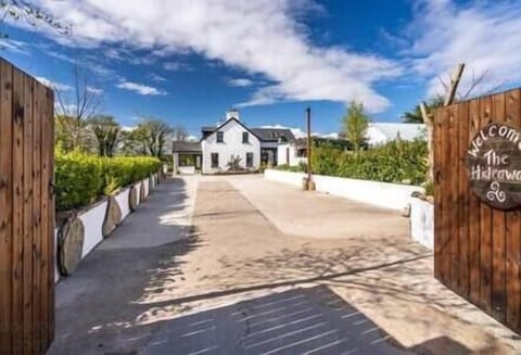 44fea0ce f7c3 463b 99af 16ee8d11b773