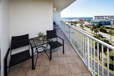 Large balcony, accessible from livingroom and master bedroom