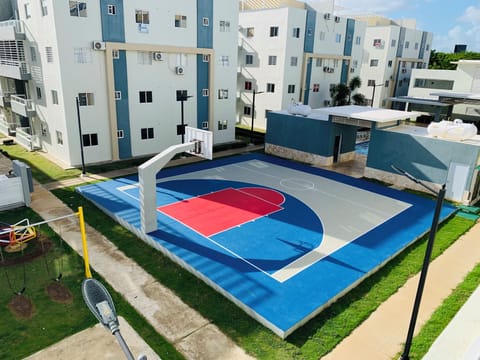 Sport court