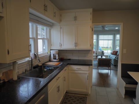 Full working kitchen with all amenities.