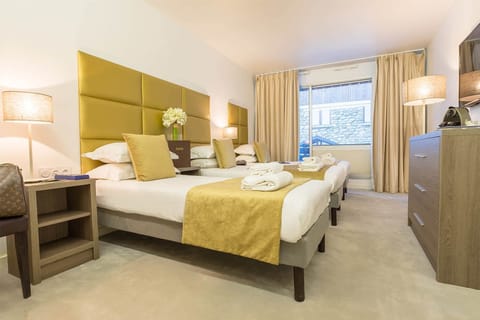 After a wonderful day outside, drift to sleep in any of the 3 Single beds.