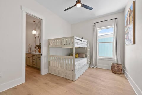 5 bedrooms, in-room safe, iron/ironing board, travel crib