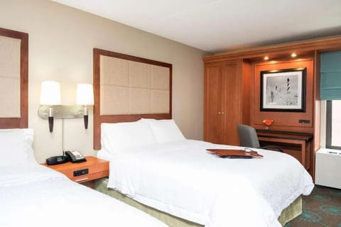 Unit with 2 Queen size beds