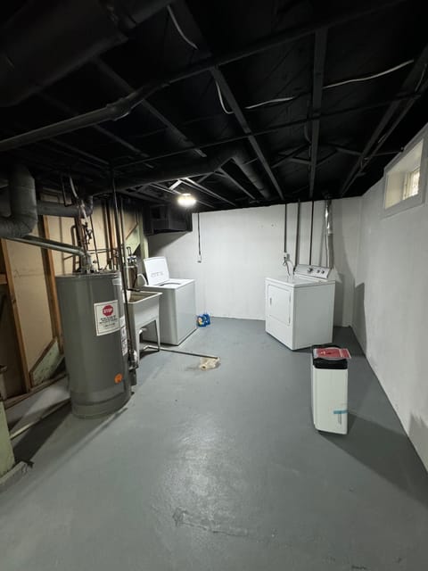 Lower level laundry