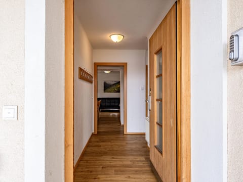 Entrance / Reception