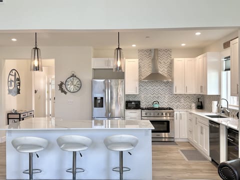 Whether you are a chef or a novice, the kitchen has everything you'll need to create the most memorable meals for your loved ones.