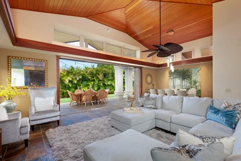 Welcome to Aloha Palms Villa in the Villages at Mauna Lani