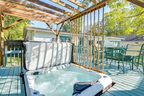 Onsted Vacation Rental | 3BR | 2BA | 1,356 Sq Ft | 3 Steps to Enter