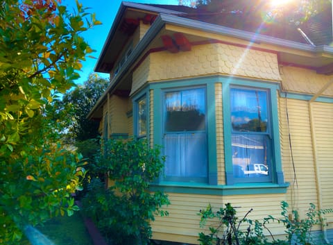 Cloverwood Love Nest