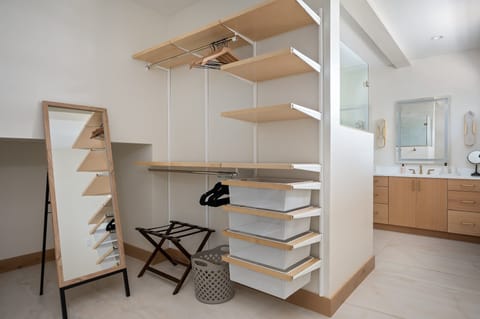 Closet behind Master Ensuite