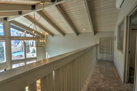 Balcony overlooking the great room