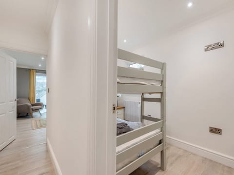 Bunk bedroom | Long Ships - Harbour Heights, Saundersfoot