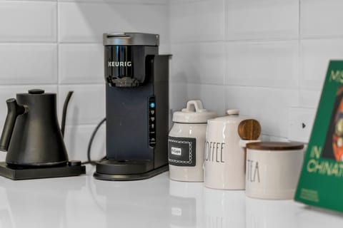 Keurig coffee maker and french press available