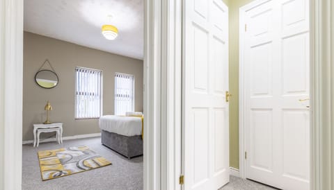 d0f3c3b2-d23f-42e6-ad8e-76c746e4feac