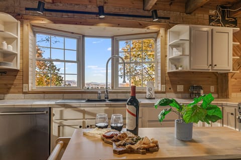 Elevate your kitchen time with these stunning views.